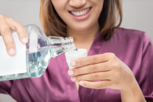 How to Pick the Right Mouthwash